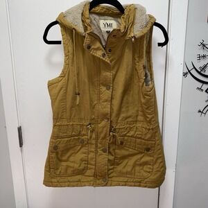YMI Mustard Faux Fur‎ Lined Cinched Waist Hooded Vest Large Women's Snap Front